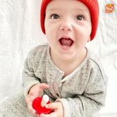 Gryzak logopedyczny Grzybek dla niemowląt na ząbkowanie RaZbaby 2 szt. czerwony i różowy